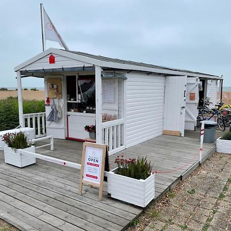 Front Line Chalet With Open Sea Views & Swimming Pool In Kingsdown No14 Vila Exterior foto