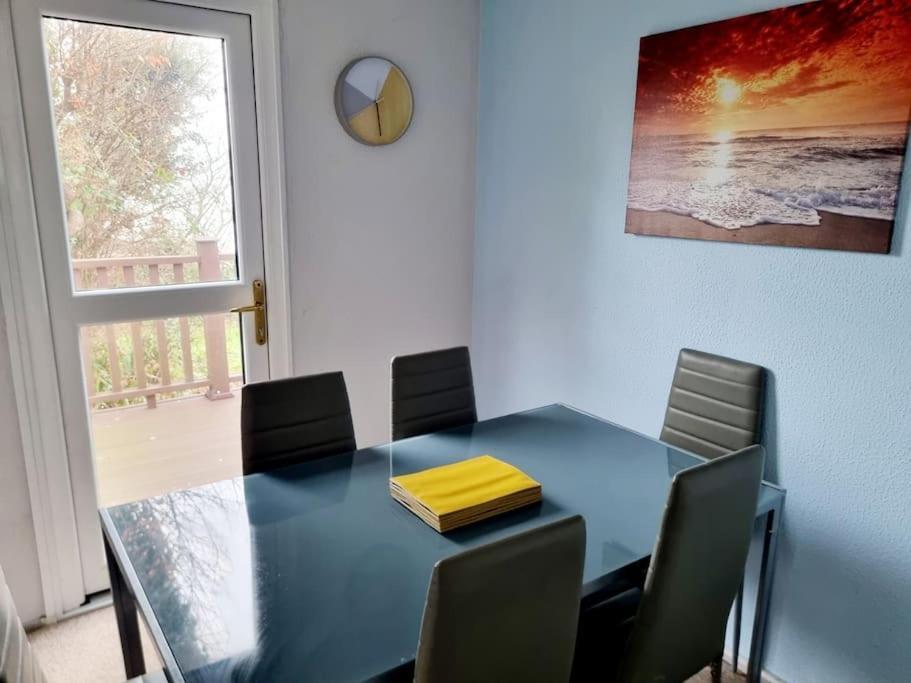 Front Line Chalet With Open Sea Views & Swimming Pool In Kingsdown No14 Vila Exterior foto